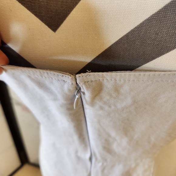 Ann Taylor Sleeveless Midi Dress 0 - Picture 5 of 13